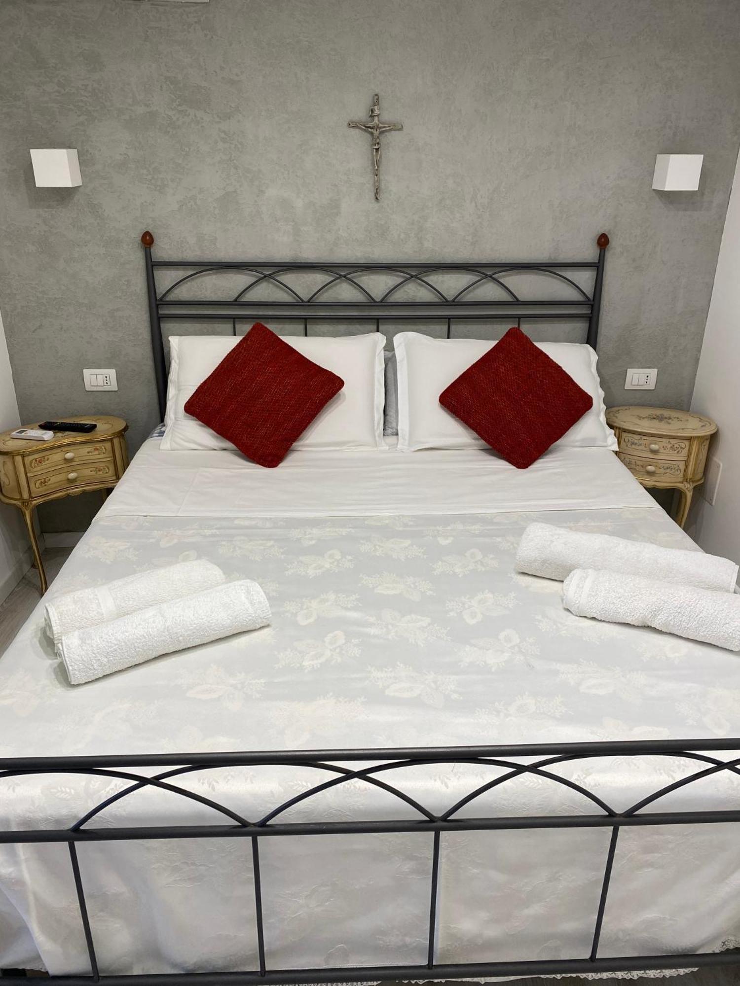 Royal House Bed & Breakfast Catania Exterior photo