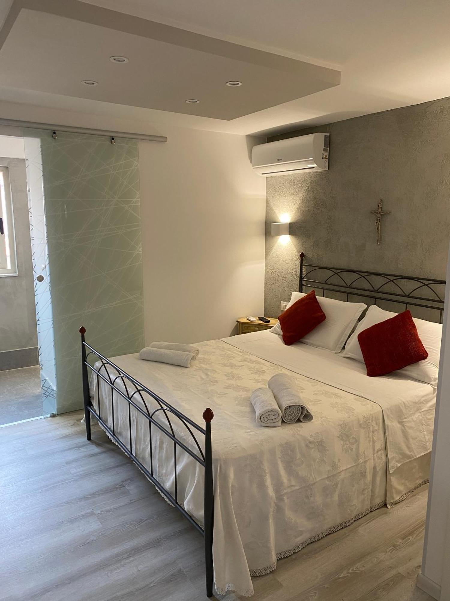 Royal House Bed & Breakfast Catania Exterior photo