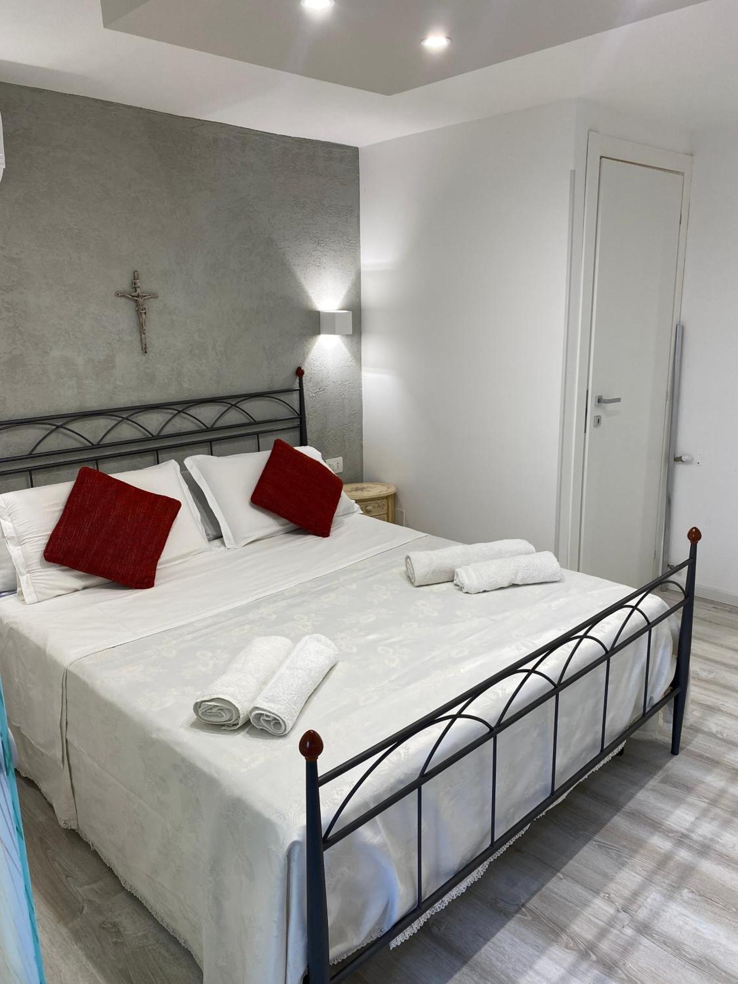 Royal House Bed & Breakfast Catania Exterior photo